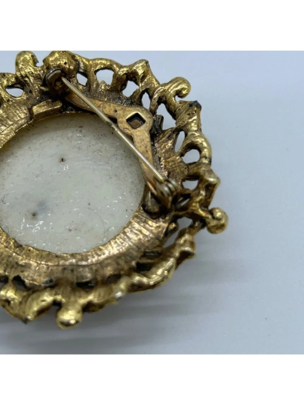 Vintage Gold Tone Pressed Dried Flower Brooch Resin Forget-Me-Not Yellow Rose - Picture 6 of 9